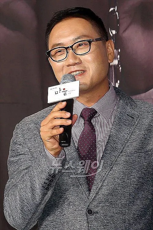 李容硕