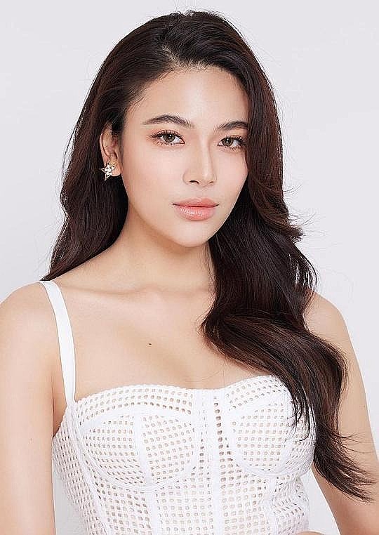 雅妮莎&middot;蒂拉彤