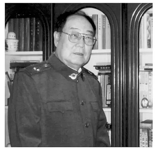 杨昭仁