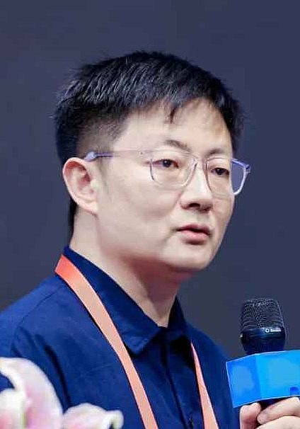 王雷