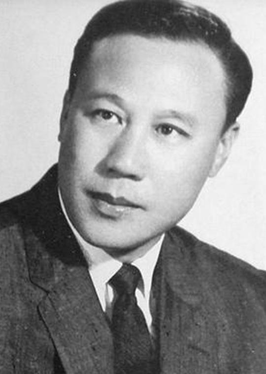 严俊