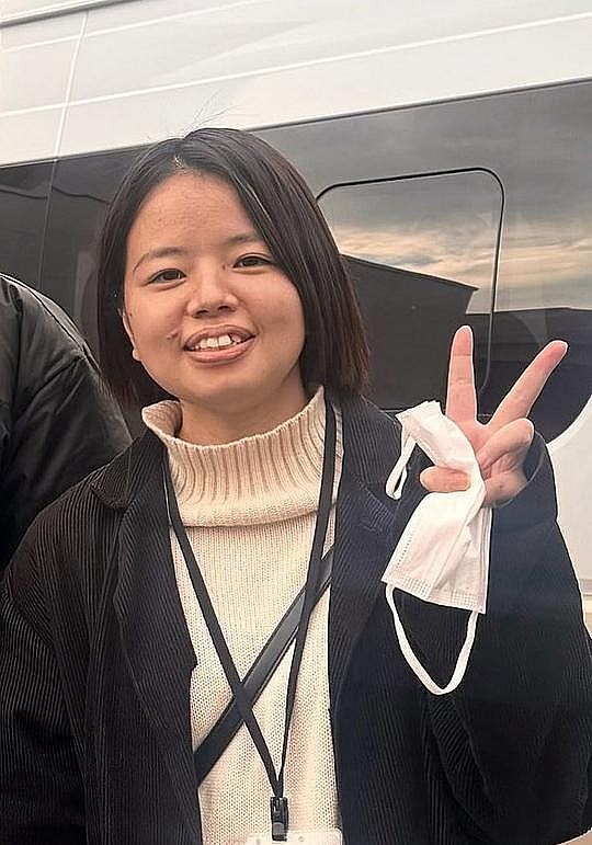 松崎由衣