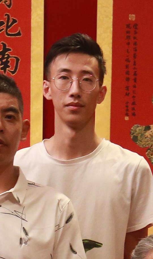 董镇洋