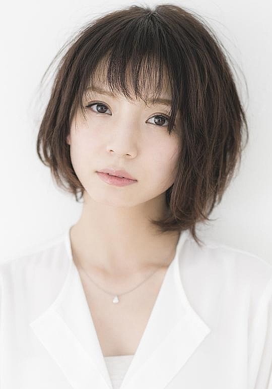入来茉里