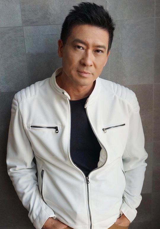 张佳添