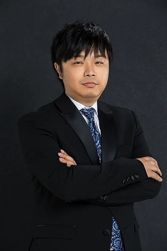 顾奕