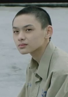郑旸恩