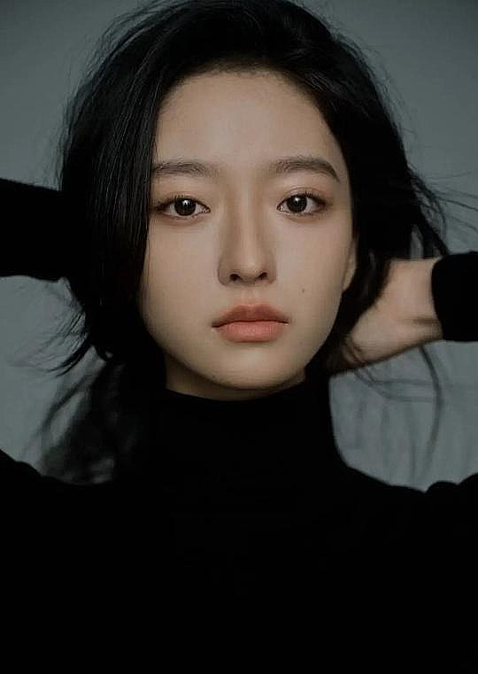 杨舒伊