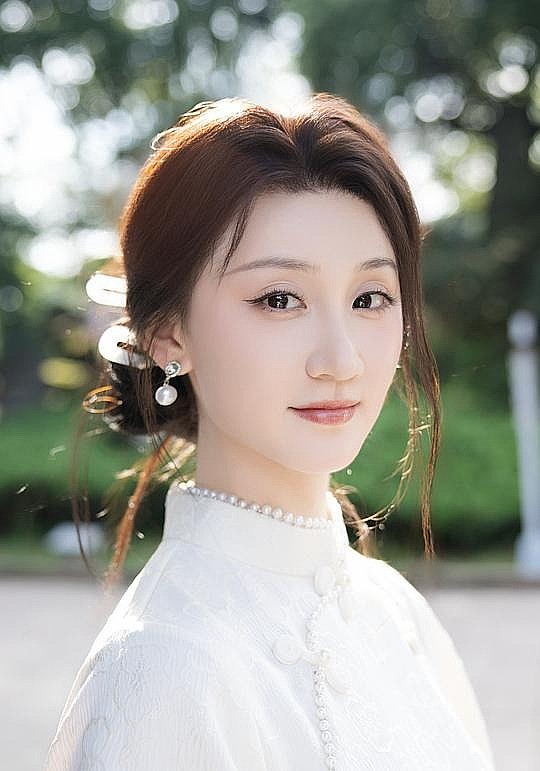 吴婧鑫