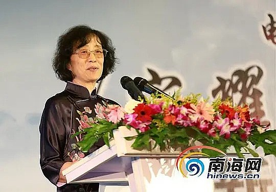 葛鹏燕