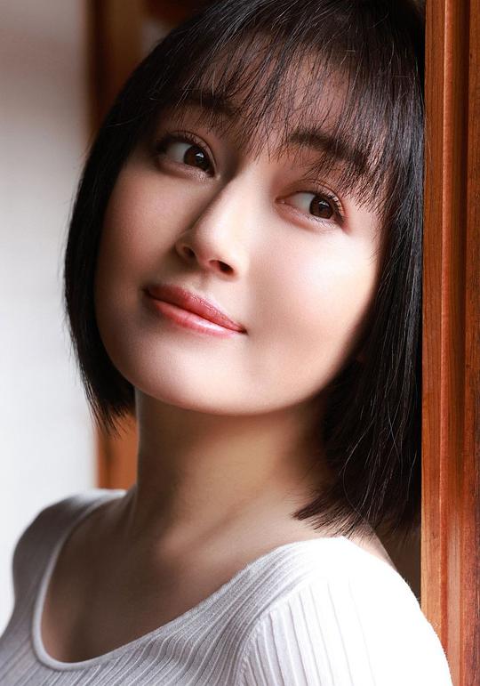 新藤真奈美