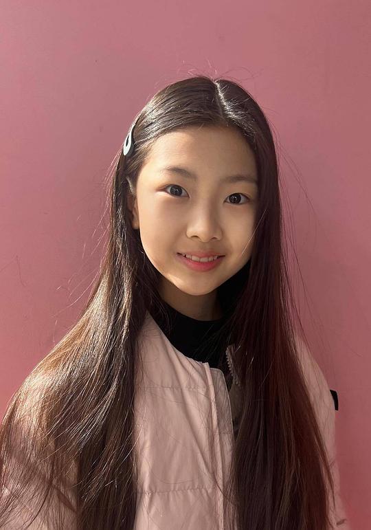 李孝菲