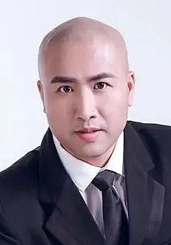 李成加