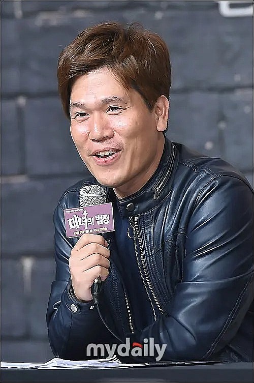 金英均