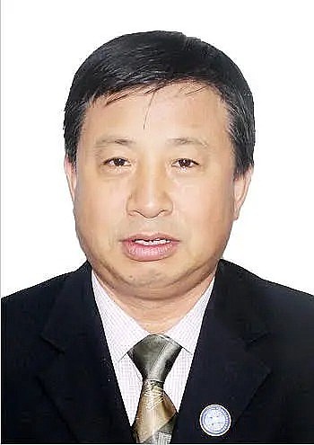 于河