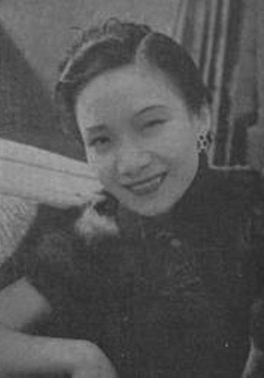 许曼丽