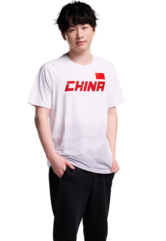 杨帆