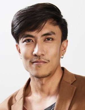 诺凡纳奇&middot;柴亚文宏
