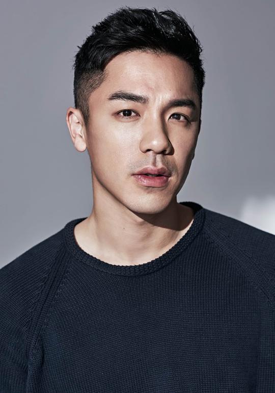 杨皓崴