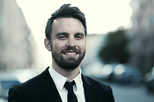 哈尔瓦尔&middot;维佐
