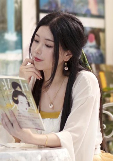 肖小月