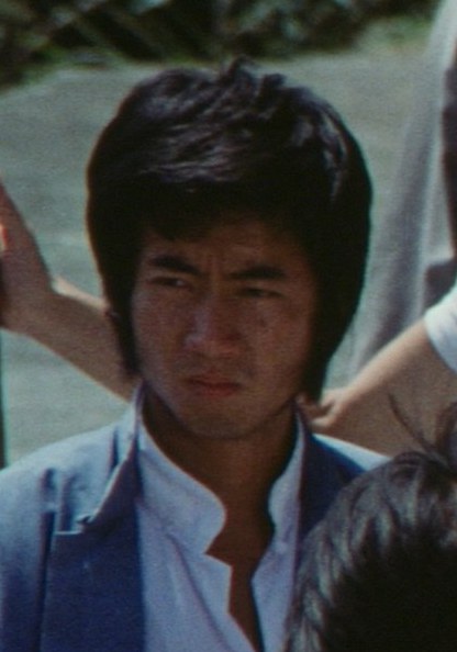 金铭
