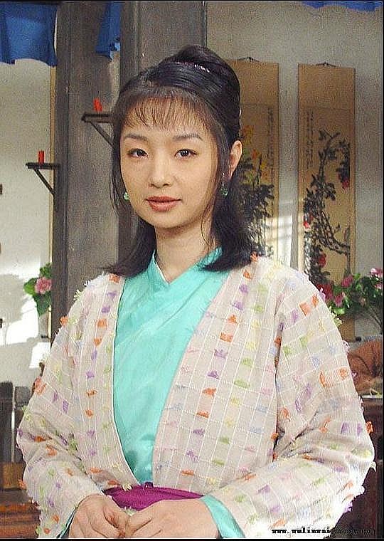 周颖