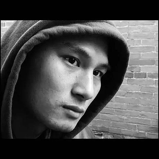 丁伟