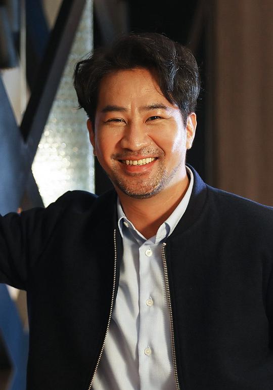 黄健玮