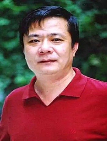 李卫东