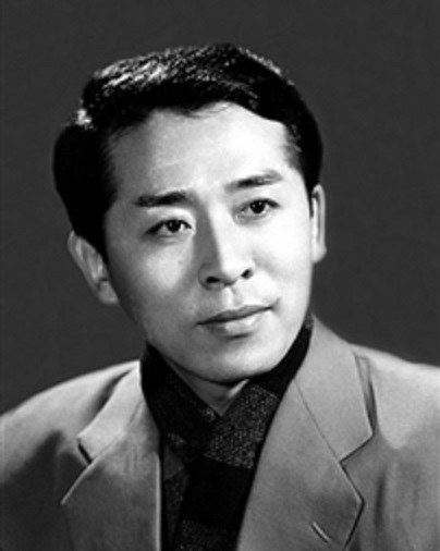苑小君