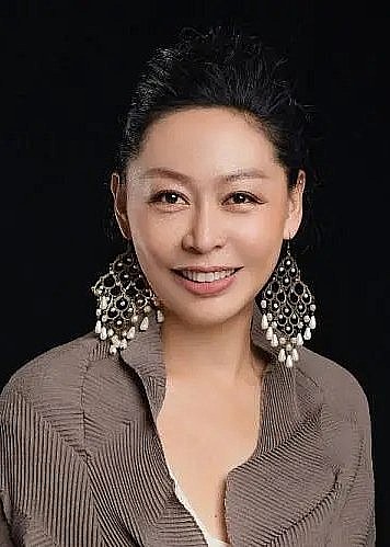 薛素珊