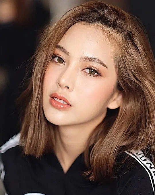 卡莫茶诺&middot;柔莎缇恩