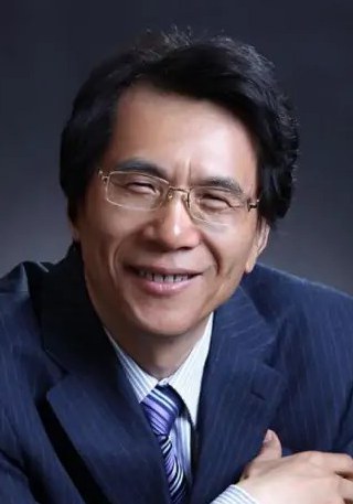 何建明