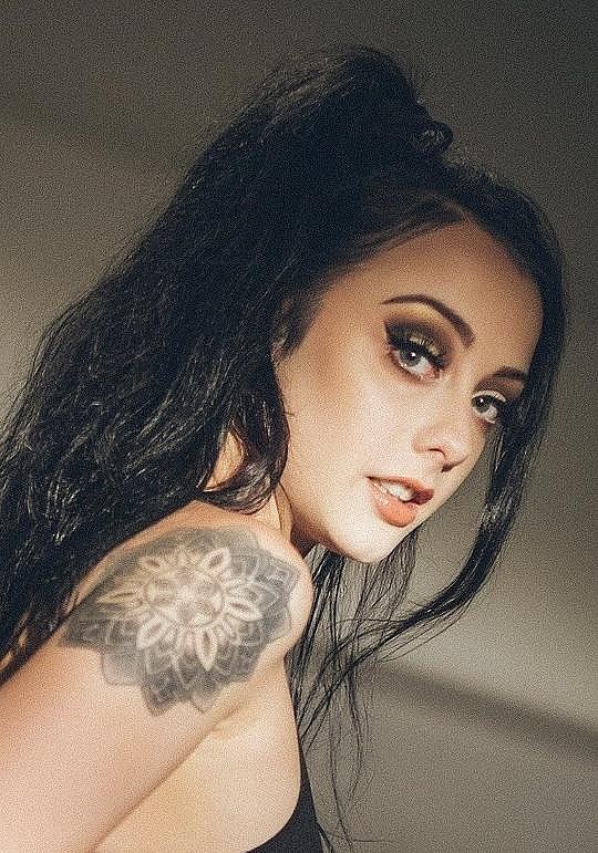 阿莱莎&middot;萨维奇