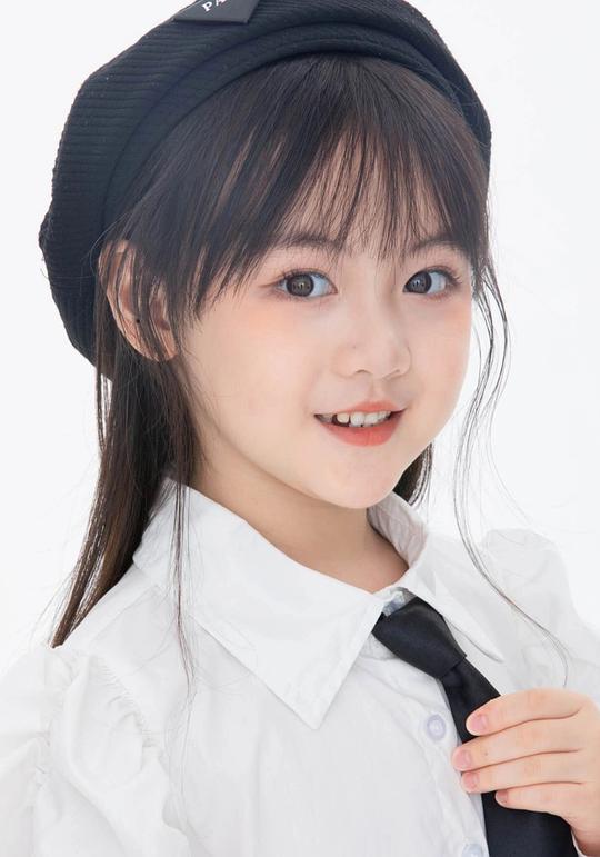 叶泉希