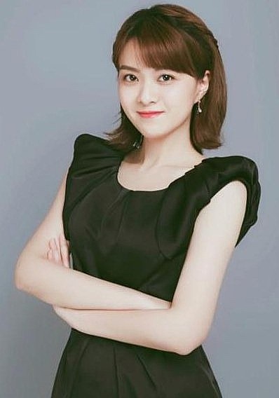 詹佳