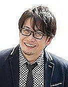 山崎巴隆