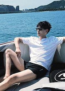 杨晨