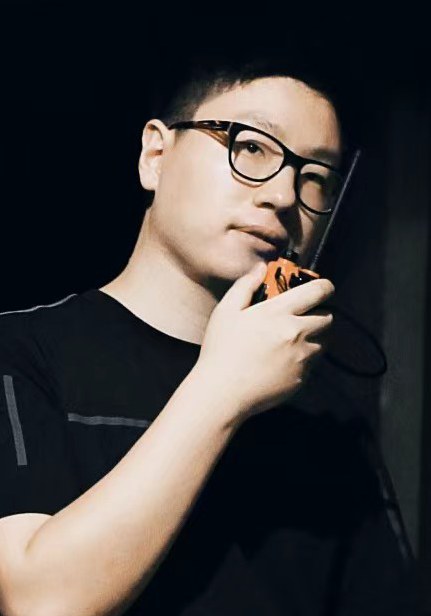 耿亮