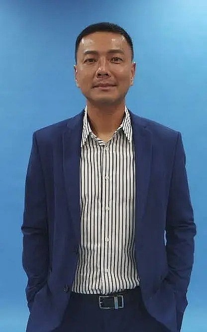 秦伟