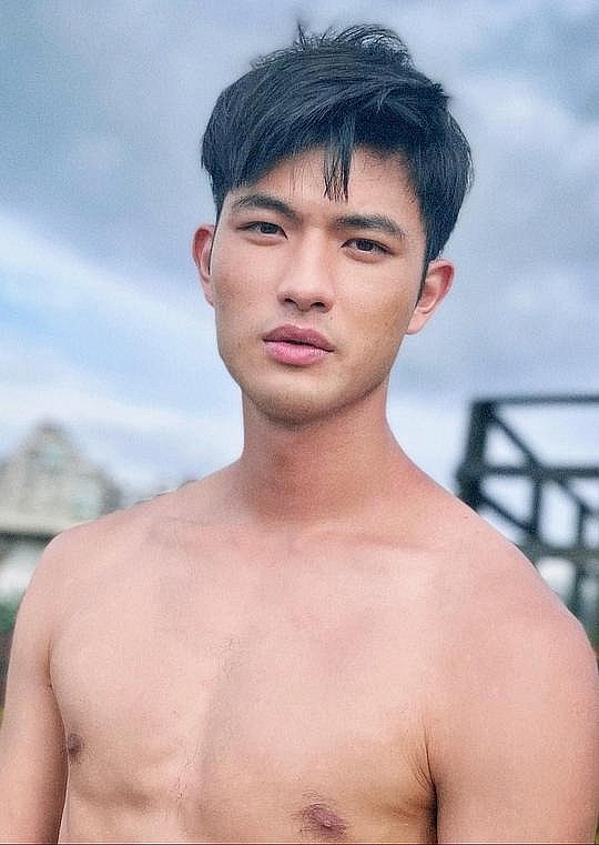 王新凯
