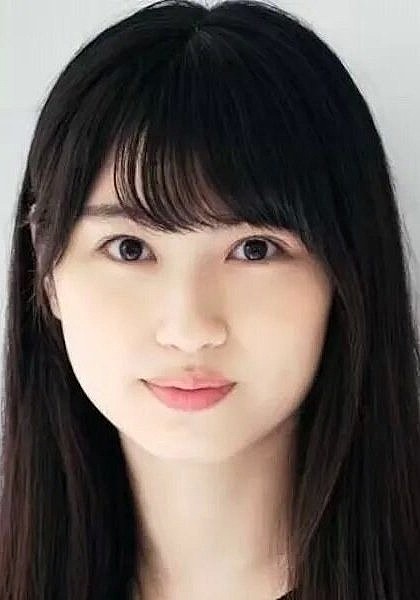 朝井瞳子