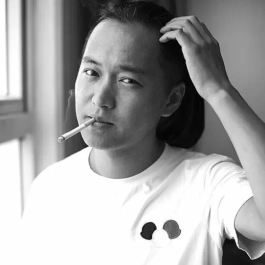 吴琼