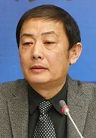闫于京