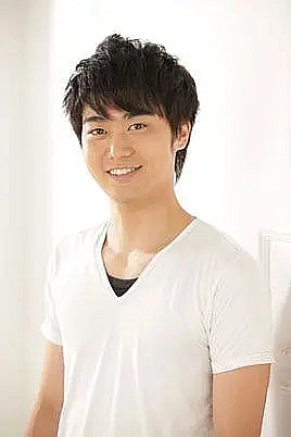 川村亮介