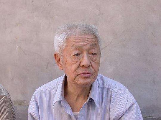 杨兰春