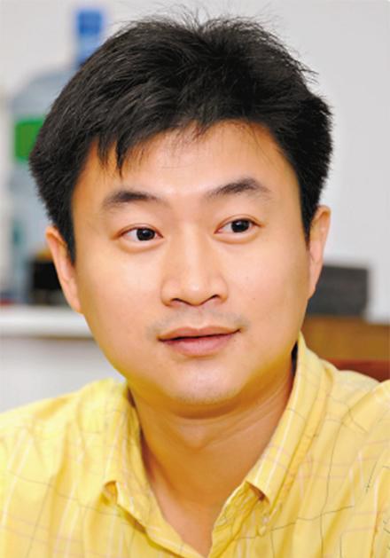 黄力平