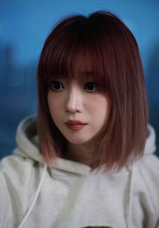 胡旭彤