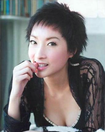 阿西塔&middot;西卡玛娜